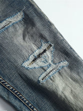 Load image into Gallery viewer, Ripped Retro Blue Scrape Young Beggar Jeans