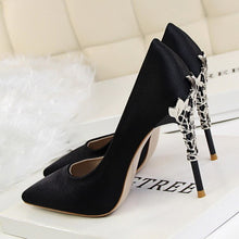 Load image into Gallery viewer, Metal Heel Flower High Shoes Silk Elegant Pumps Women Heels Shoes - nevaehshalo
