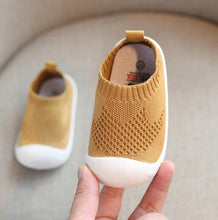 Load image into Gallery viewer, Spring Infant Toddler Shoes Girls Boys Casual Mesh Shoes Soft Bottom Comfortable Non-slip Kid Baby First Walkers Shoes - nevaehshalo
