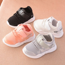 Load image into Gallery viewer, Autumn new fashionable net breathable pink leisure sports running shoes for girls white shoes for boys brand kids shoes - nevaehshalo