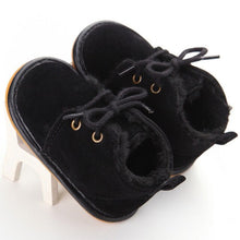 Load image into Gallery viewer, Newborn Baby Girl Boy Shoes Warm Snow Boots Toddler Infant Booties Prewalker Black White Pink - nevaehshalo