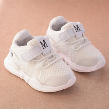 Load image into Gallery viewer, Autumn new fashionable net breathable pink leisure sports running shoes for girls white shoes for boys brand kids shoes - nevaehshalo