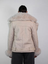 Load image into Gallery viewer, Classical Double Faced Fur Lined Jackets For Women Fox Fur Collar
