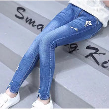 Load image into Gallery viewer, Casual Embroidery Design Girls Jeans Pants Teen
