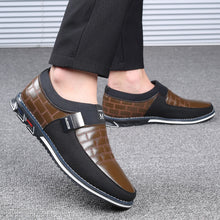 Load image into Gallery viewer, Genuine Leather Men Casual Shoes Brand Loafers Moccasins
