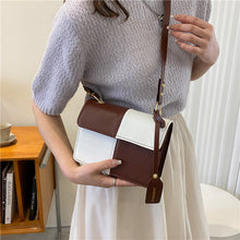 Load image into Gallery viewer, Texture Casual Messenger Commuter Bag Women Summer New Simple Hand Carrying Plaid Square Shoulder Bag Small Bag - nevaehshalo
