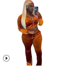 Load image into Gallery viewer, Women Outdoor Casual Sports Solid Velvet Two Piece Set Top and  Pants
