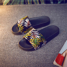 Load image into Gallery viewer, Forest Bamboo Shoes Woman Badslippers Summer Indoor Slippers Zapatos De Mujer Beach Flip Flops Bathroom Home Slippers - nevaehshalo
